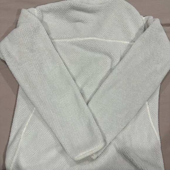 Patagonia Off-White Fleece Jacket - Picture 7 of 7